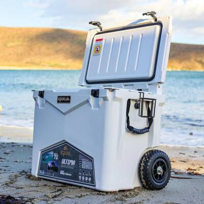 Igloo Ultima 60 Qt Tekerlekli RotoMold 57 Lt Buzluk